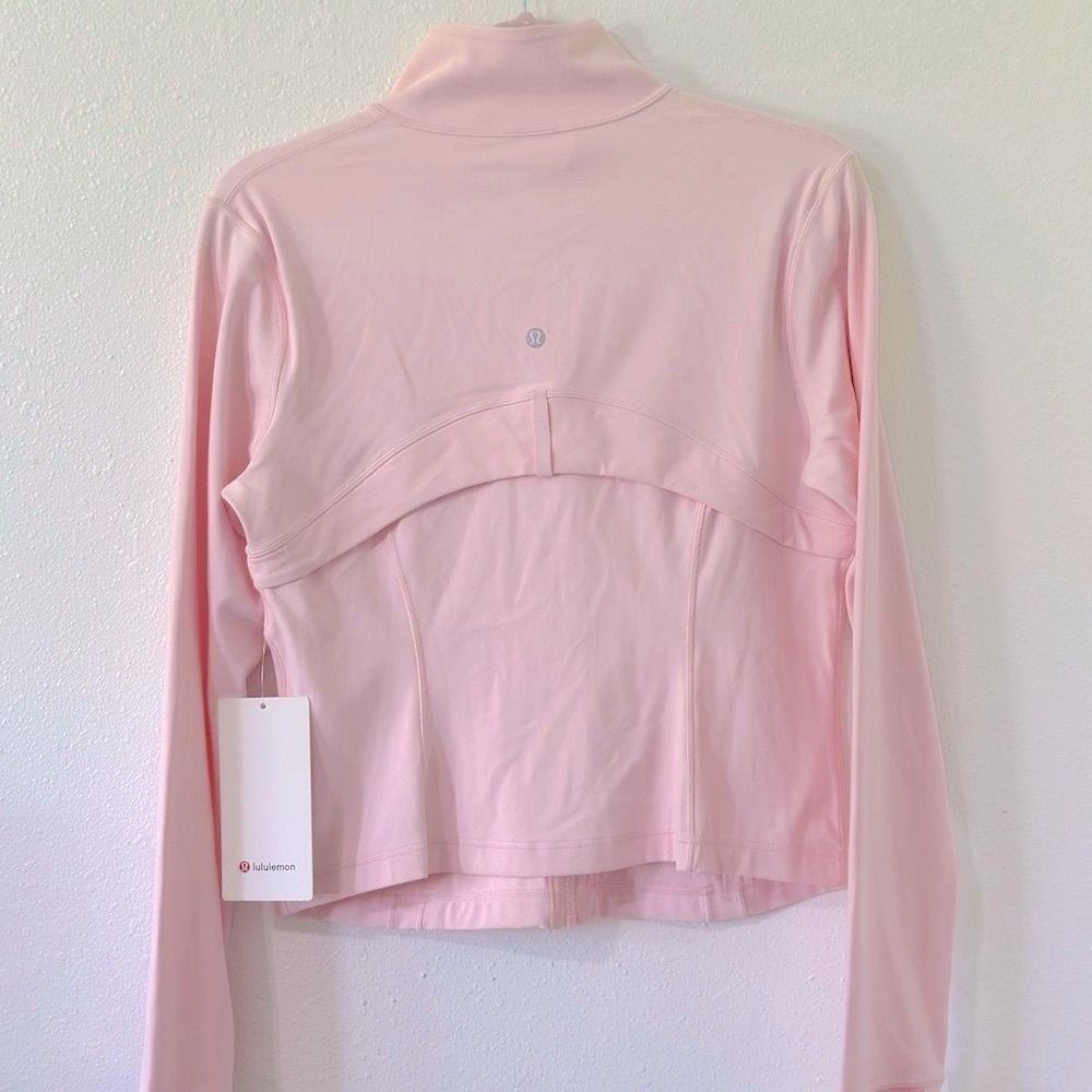 Lululemon π Define Cropped Jacket π©· Strawberry Milkshake - Picture 2 of 9
